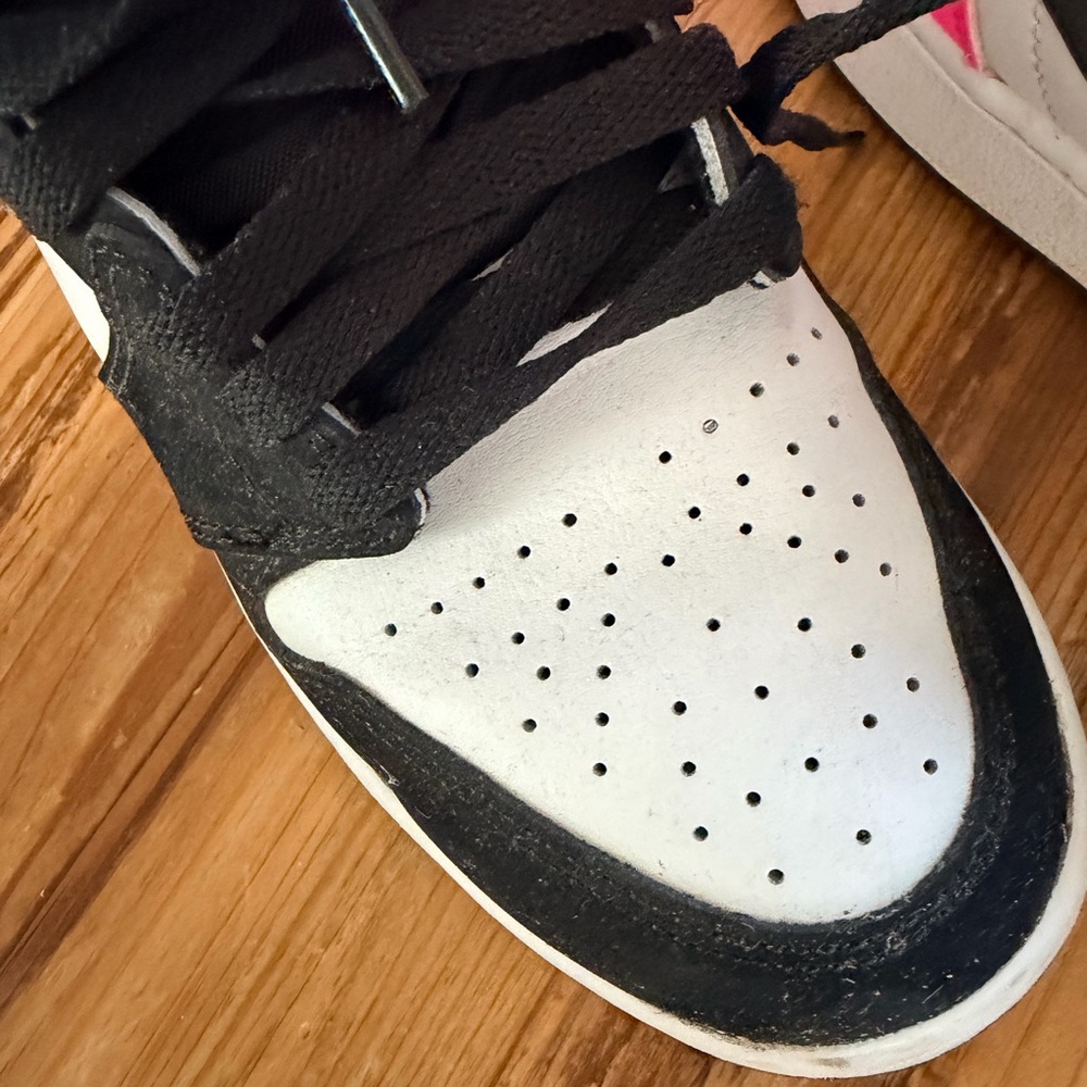 Air Jordan 1 Black, White & Pink High-Top Sneakers - Picture 4 of 10